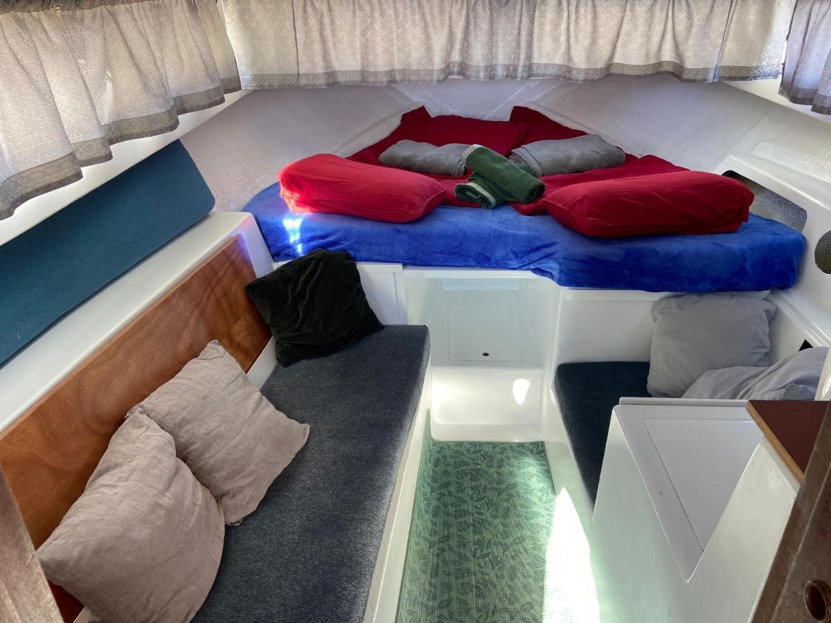 Nice Boat To Sleep In Barcelona Sant Adria de Besos Eksteriør bilde